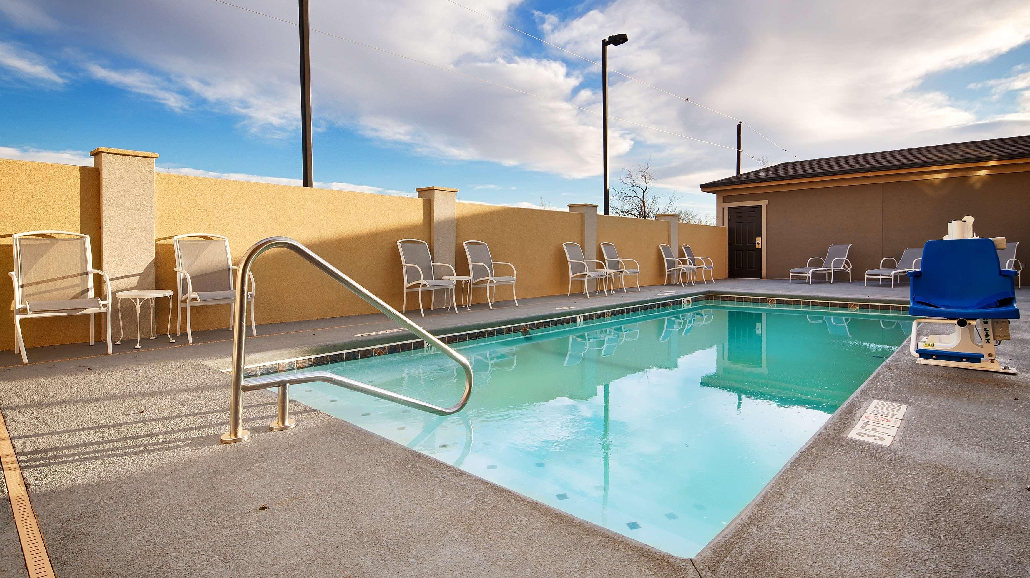 Best Western Plus Lonestar Inn & Suites Colorado City Buitenkant foto
