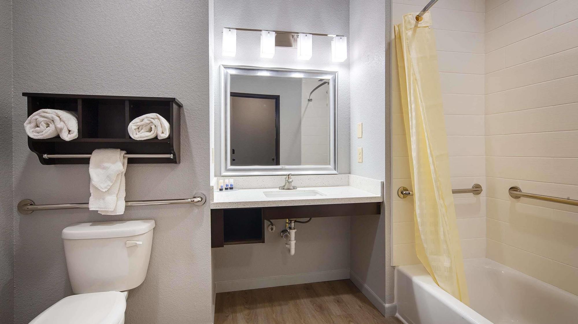 Best Western Plus Lonestar Inn & Suites Colorado City Buitenkant foto